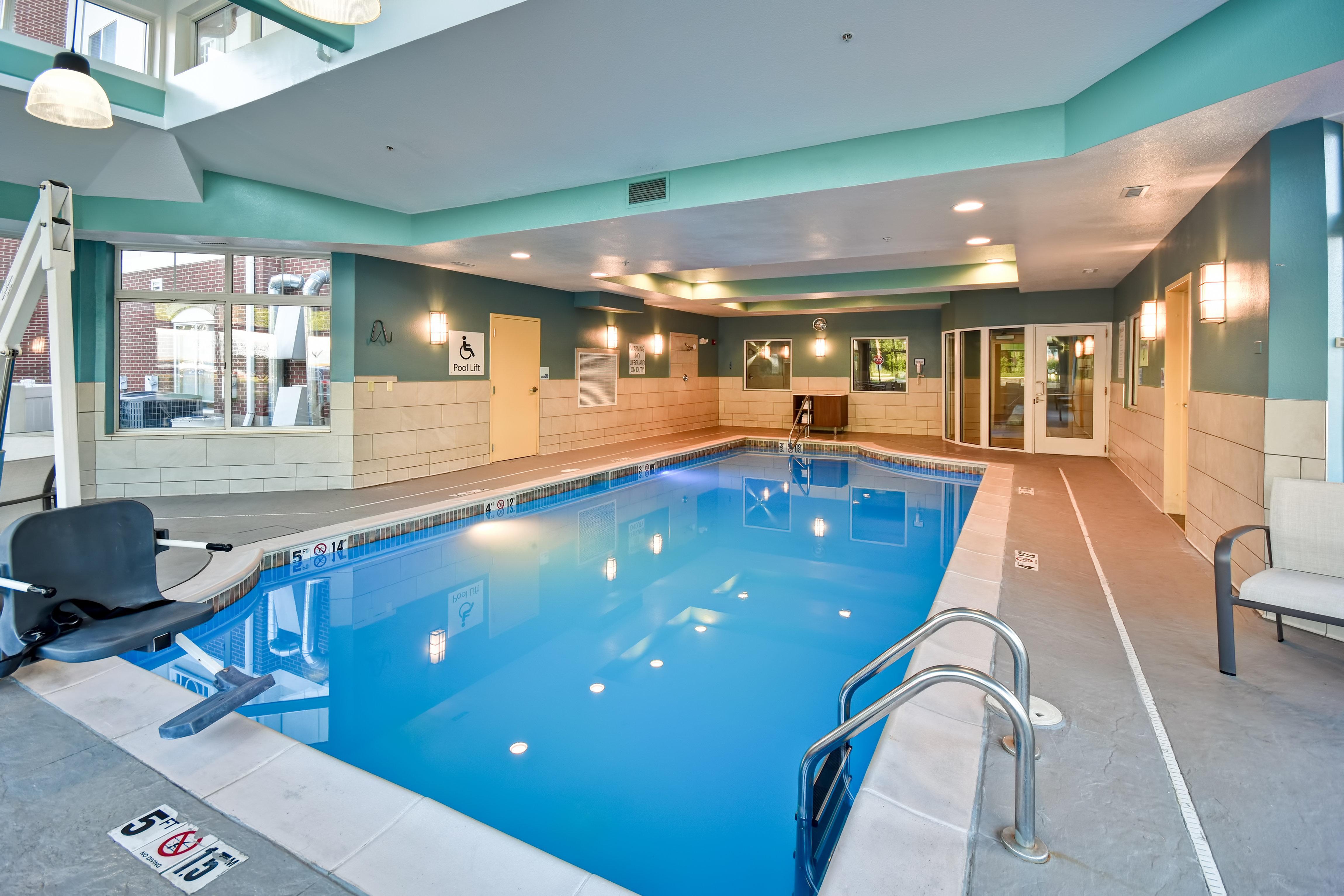 Holiday Inn Express & Suites Schererville By Ihg Экстерьер фото