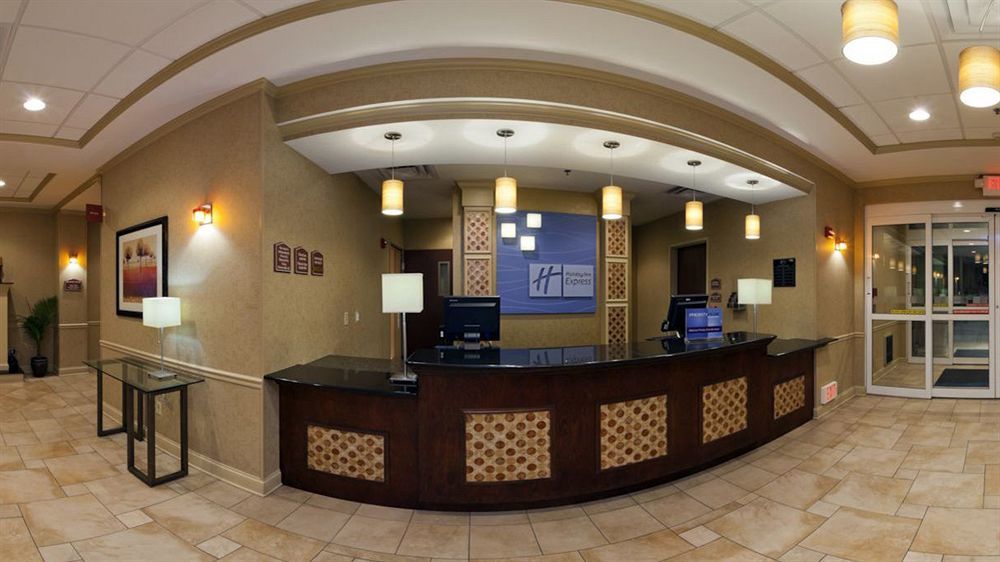 Holiday Inn Express & Suites Schererville By Ihg Экстерьер фото